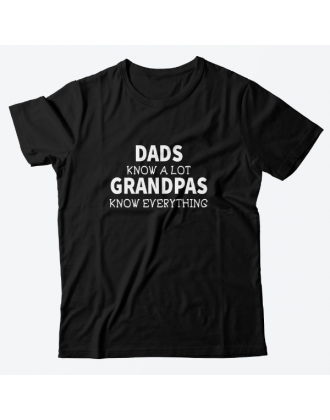 Футболка в подарок для дедушки с надписью "Dad know a lot. Grandpas everything"